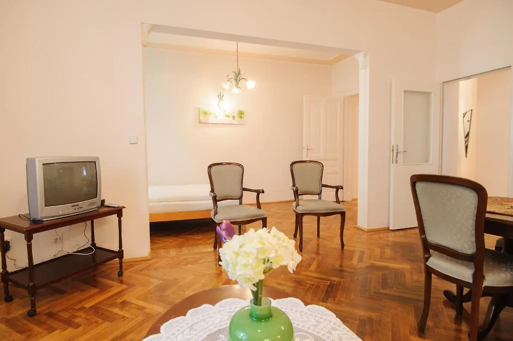 Vienna-Apartment-One Mariannengasse Apartment