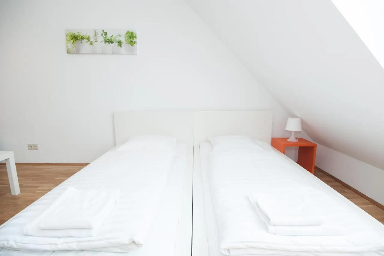 Vienna-Apartment-One Mariannengasse Austria